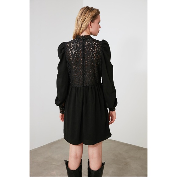 Woman Comfy Fit Flare Black Mini Dress - Picture 4 of 5